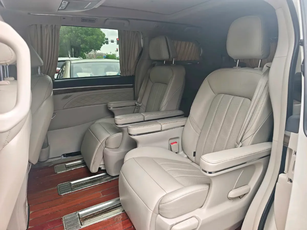 2018 GAC Trumpchi M8 2.0T 201HP L4 6AT,autocango,china used car exporter,china ev exporter,chinese used car exporter,chinese used ev exporter