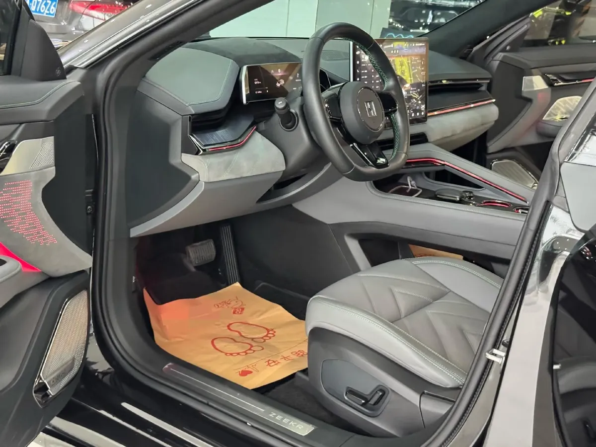 2022 Zeekr 001 BEV 86KWH,autocango,china used car exporter,china ev exporter,chinese used car exporter,chinese used ev exporter