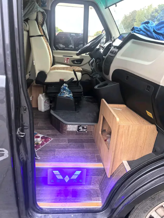 2019 WuLing HongGuang S3 1.5L 99HP L4 6MT,autocango,china used car exporter,china ev exporter,chinese used car exporter,chinese used ev exporter