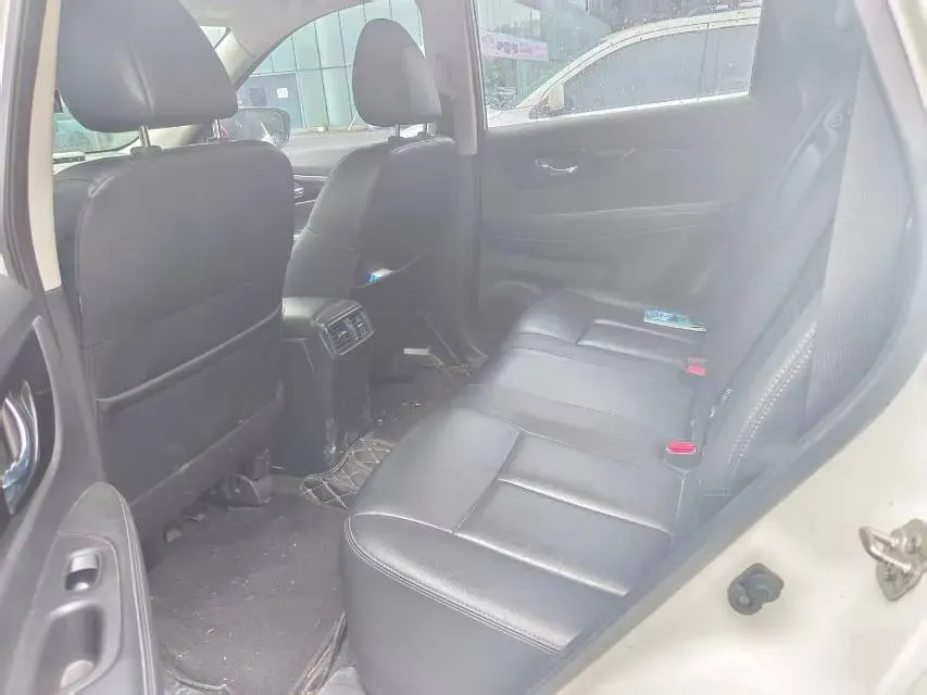 2021 Nissan X-Trail 2.0L 151HP L4 CVT,autocango,china used car exporter,china ev exporter,chinese used car exporter,chinese used ev exporter