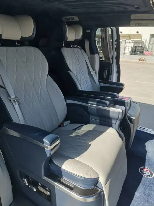 2021 Buick GL8 2.0T 237HP L4 9AT,autocango,china used car exporter,china ev exporter,chinese used car exporter,chinese used ev exporter