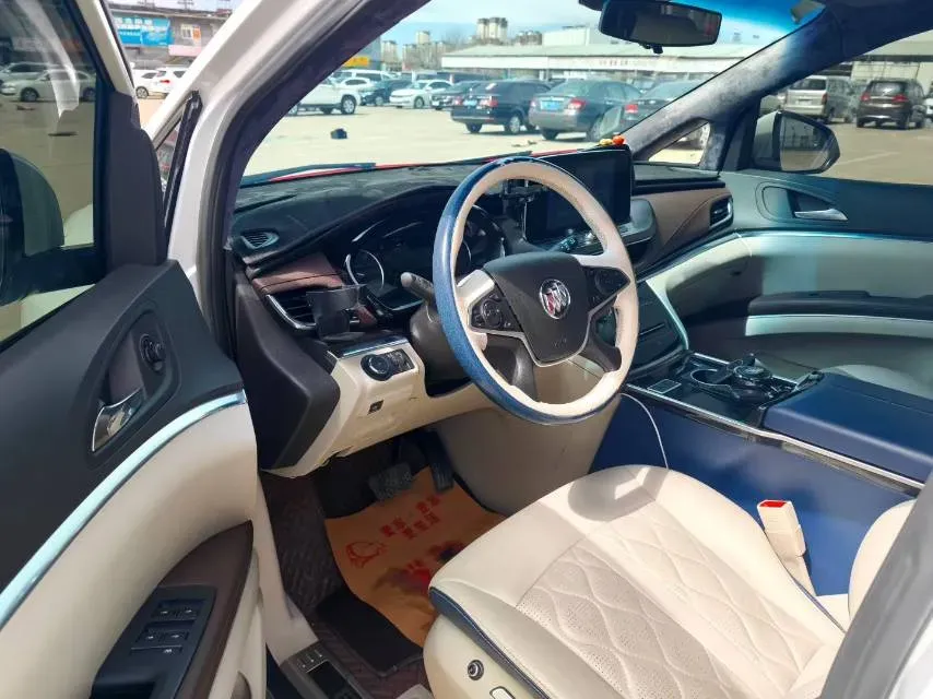 2021 Buick GL8 2.0T 237HP L4 9AT,autocango,china used car exporter,china ev exporter,chinese used car exporter,chinese used ev exporter