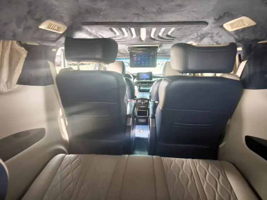 2021 Buick GL8 2.0T 237HP L4 9AT,autocango,china used car exporter,china ev exporter,chinese used car exporter,chinese used ev exporter