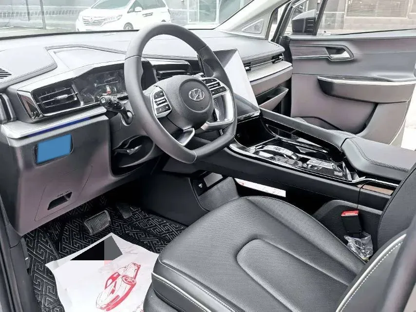 2021 Hyundai Custo 2.0T 236HP L4 8AT,autocango,china used car exporter,china ev exporter,chinese used car exporter,chinese used ev exporter