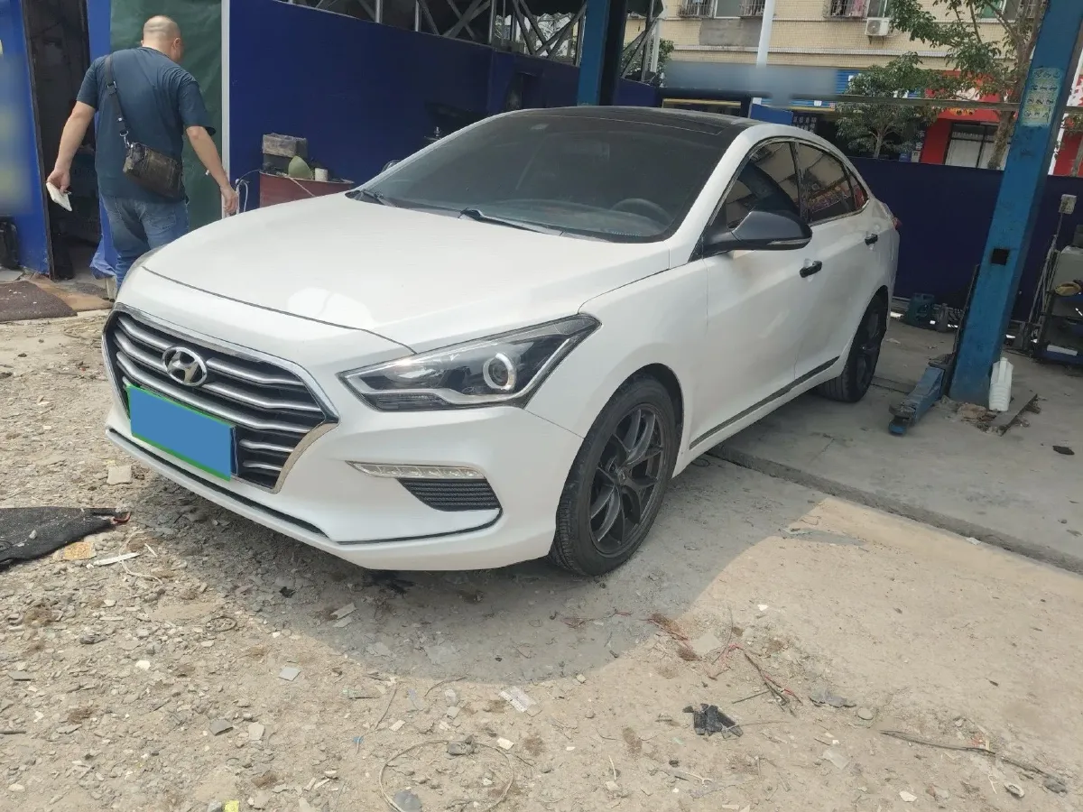 2017 Hyundai Mistra 1.8L 143HP L4 6AT,autocango,china used car exporter,china ev exporter,chinese used car exporter,chinese used ev exporter