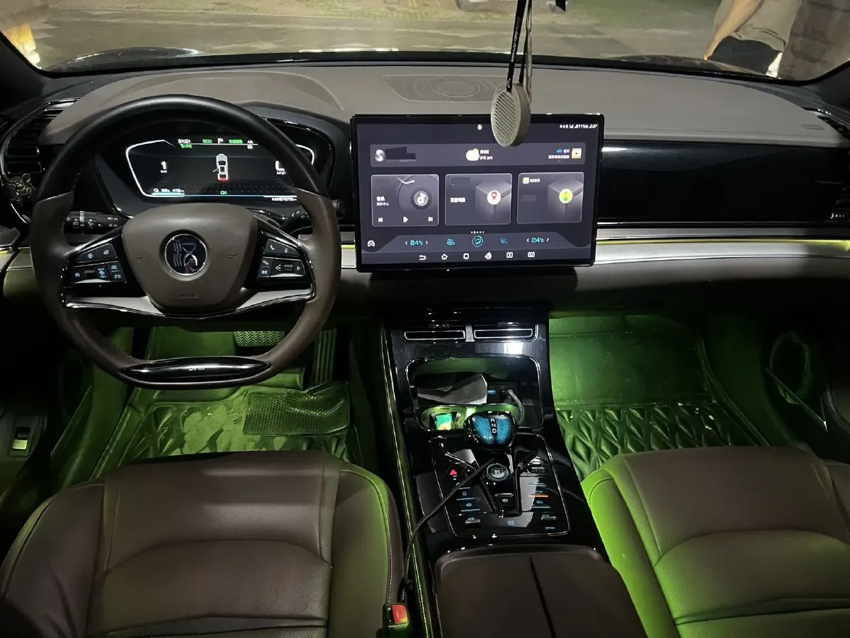 2021 BYD Han BEV 64.8KWH,autocango,china used car exporter,china ev exporter,chinese used car exporter,chinese used ev exporter