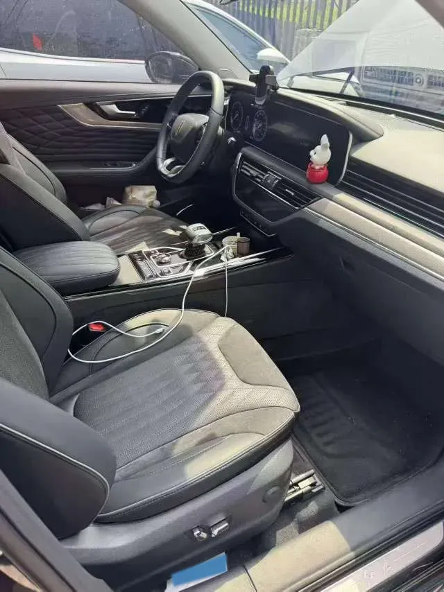 2022 HongQi HS5 2.0T 224HP L4 6AT,autocango,china used car exporter,china ev exporter,chinese used car exporter,chinese used ev exporter