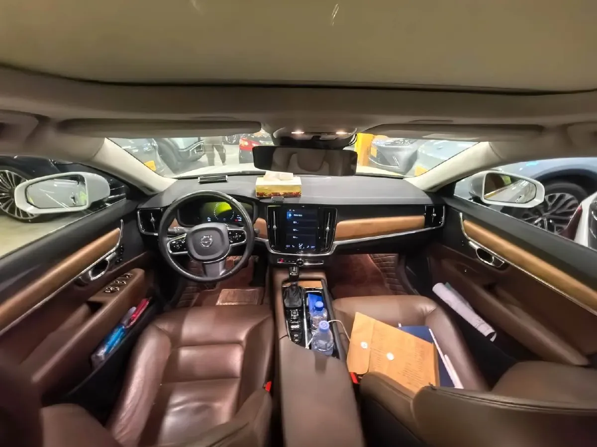 2019 Infiniti Q70 2.0T 211HP L4 7AT,autocango,china used car exporter,china ev exporter,chinese used car exporter,chinese used ev exporter