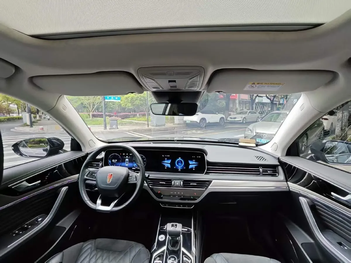 2022 HongQi HS5 2.0T 224HP L4 6AT,autocango,china used car exporter,china ev exporter,chinese used car exporter,chinese used ev exporter