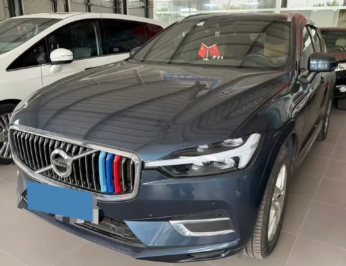 2021 Volvo XC60 2.0T 250HP L4 8AT,autocango,china used car exporter,china ev exporter,chinese used car exporter,chinese used ev exporter