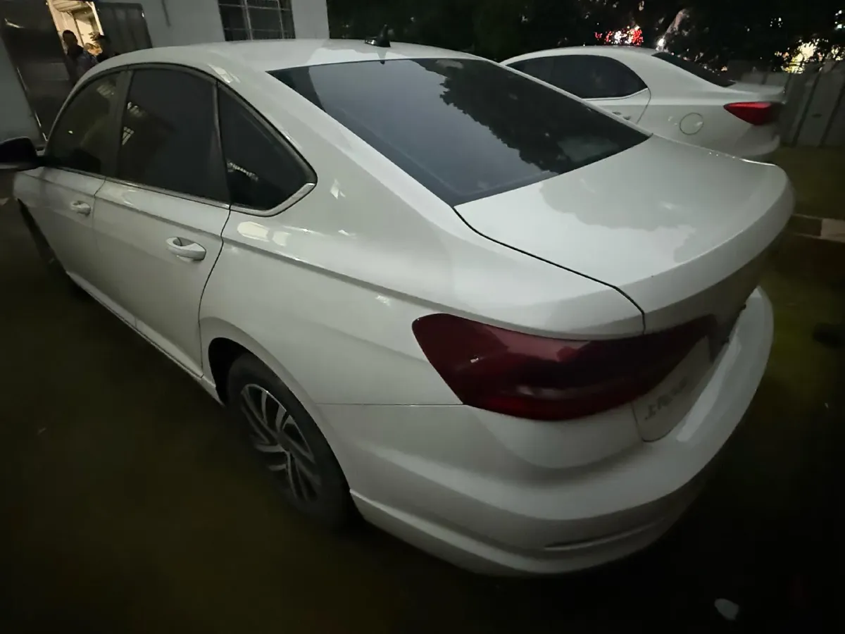 2022 Buick Verano 1.5T 184HP L4 CVT,autocango,china used car exporter,china ev exporter,chinese used car exporter,chinese used ev exporter