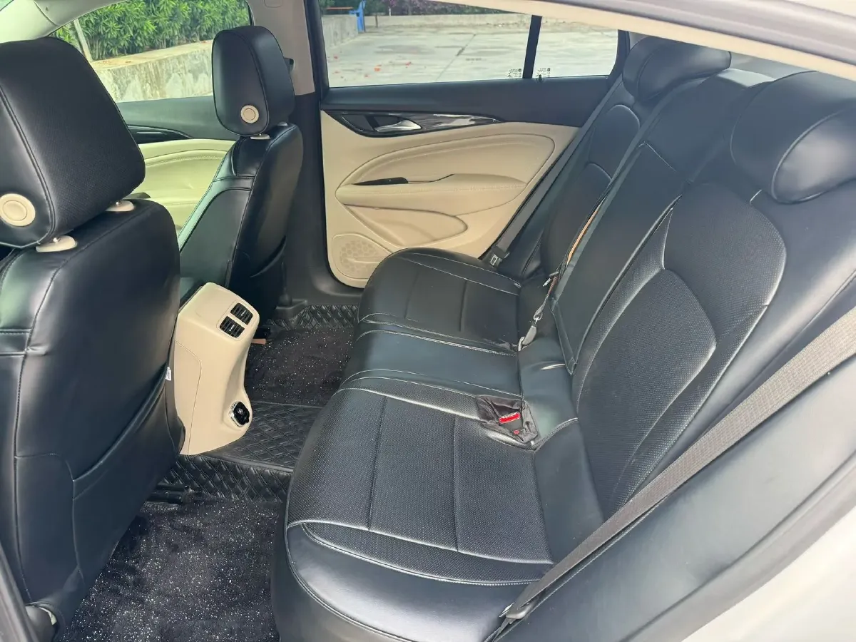 2020 Buick Regal 1.5T 169HP L4 9AT,autocango,china used car exporter,china ev exporter,chinese used car exporter,chinese used ev exporter