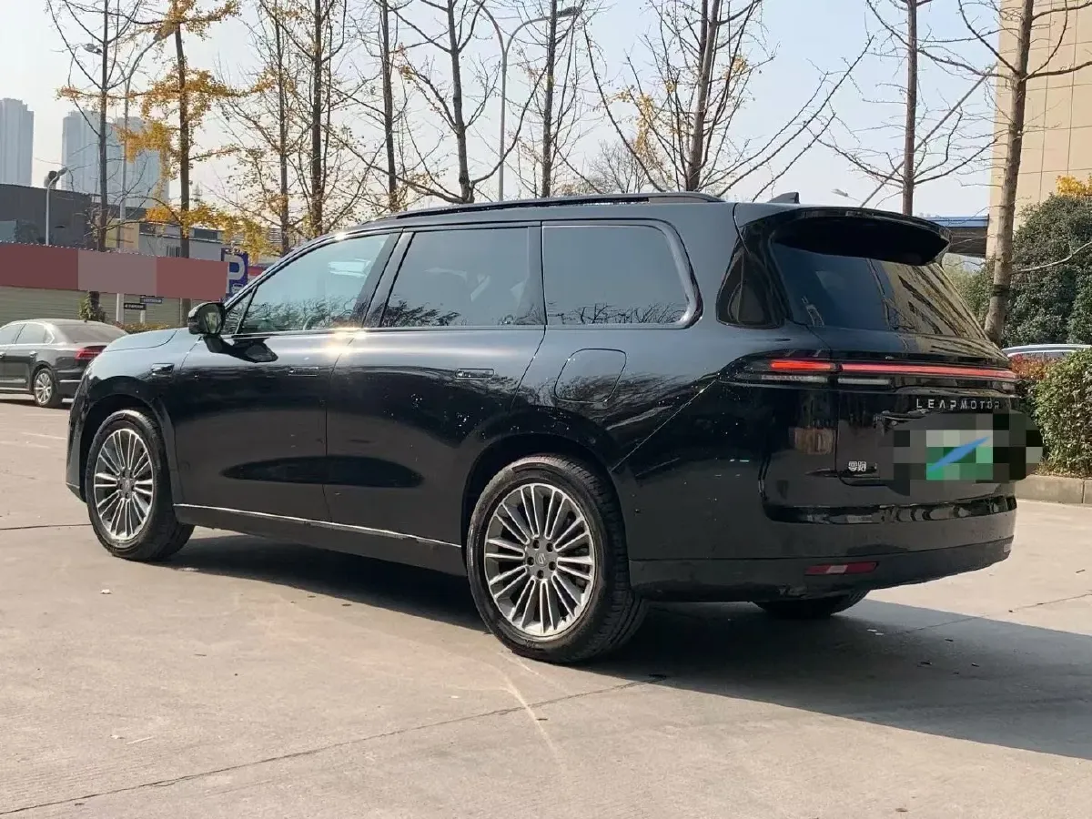 2025 LinkTour E-M8 BEV 65KWH,autocango,china used car exporter,china ev exporter,chinese used car exporter,chinese used ev exporter