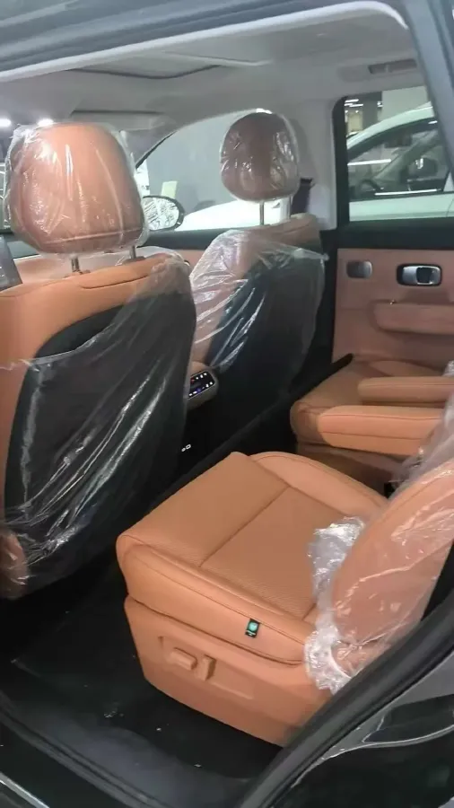 2025 LinkTour E-M8 BEV 65KWH,autocango,china used car exporter,china ev exporter,chinese used car exporter,chinese used ev exporter