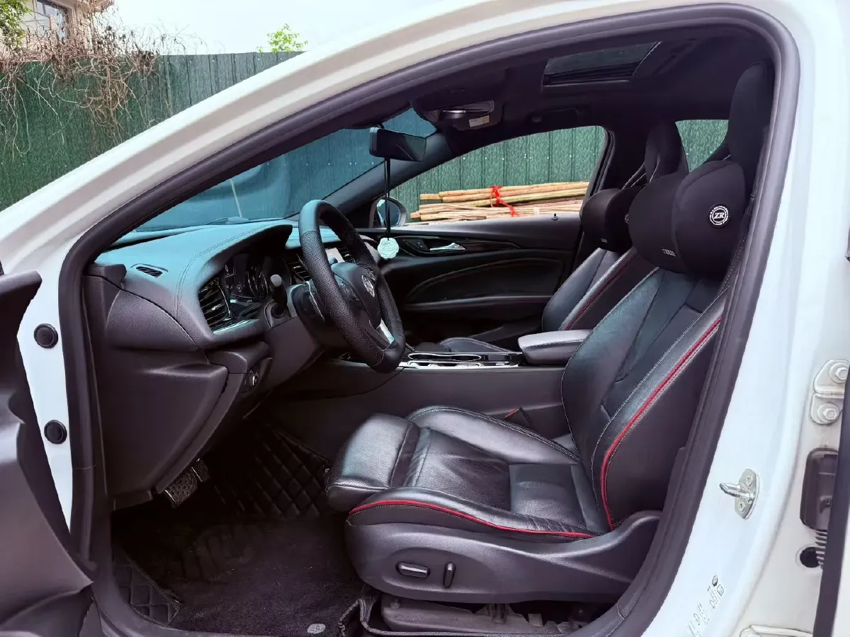 2021 Buick Regal 2.0T 237HP L4 9AT,autocango,china used car exporter,china ev exporter,chinese used car exporter,chinese used ev exporter