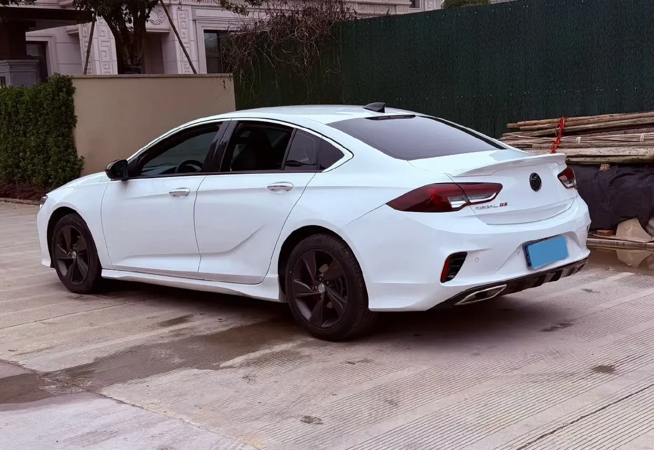 2021 Buick Regal 2.0T 237HP L4 9AT,autocango,china used car exporter,china ev exporter,chinese used car exporter,chinese used ev exporter