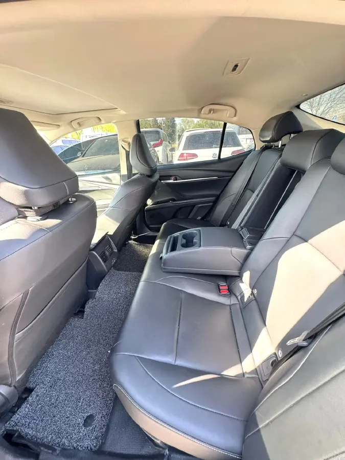 2024 Toyota Camry 2.0L 152HP L4 E-CVT Hybrid,autocango,china used car exporter,china ev exporter,chinese used car exporter,chinese used ev exporter