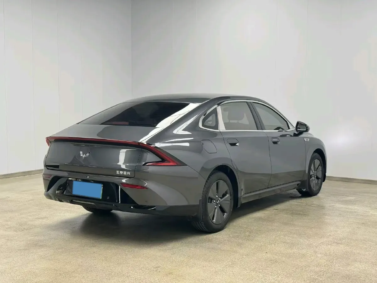 2024 WuLing XingGuang 1.5L 106HP L4 E-CVT PHEV 9.5KWH,autocango,china used car exporter,china ev exporter,chinese used car exporter,chinese used ev exporter