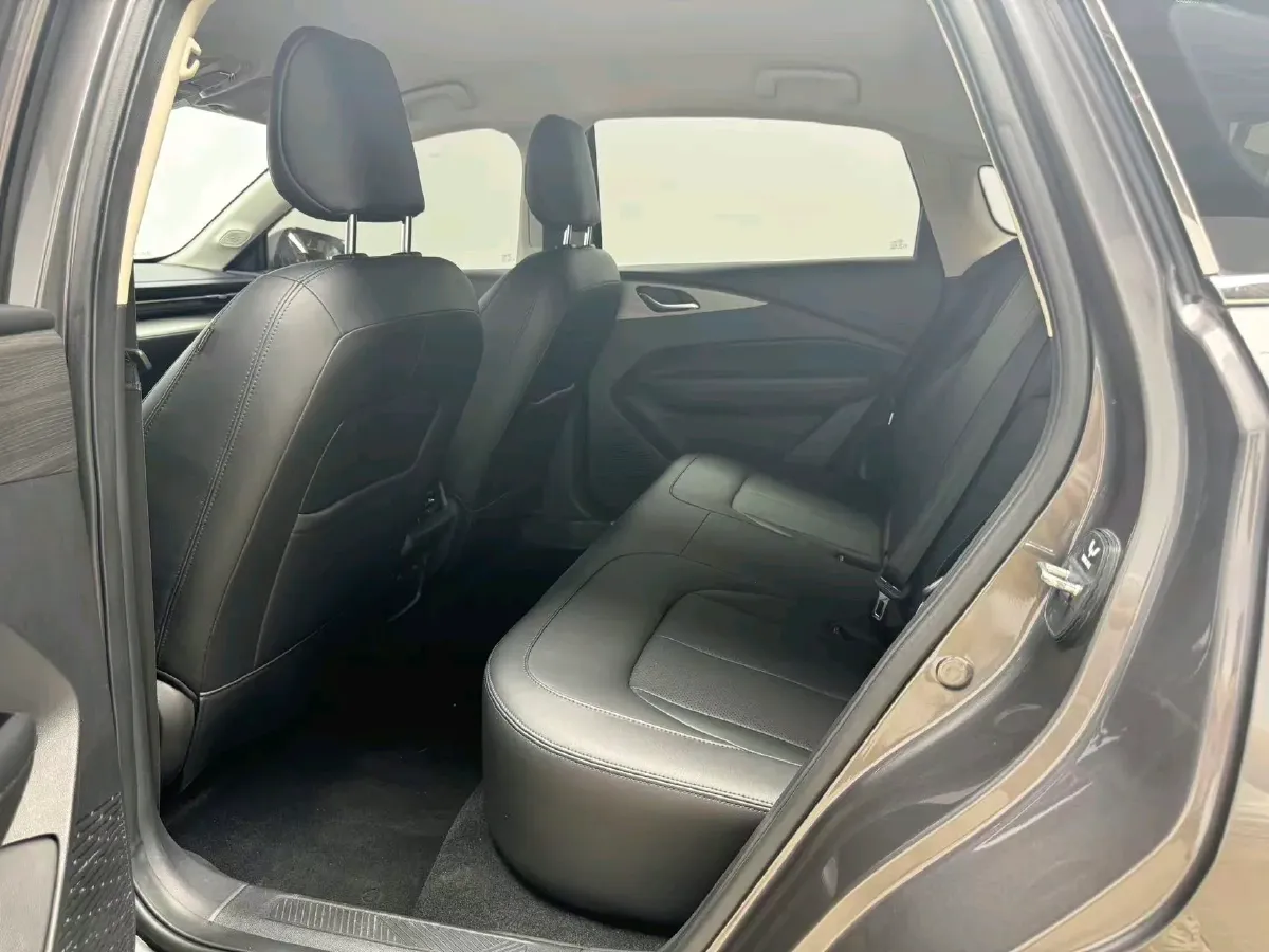 2024 WuLing XingGuang 1.5L 106HP L4 E-CVT PHEV 9.5KWH,autocango,china used car exporter,china ev exporter,chinese used car exporter,chinese used ev exporter