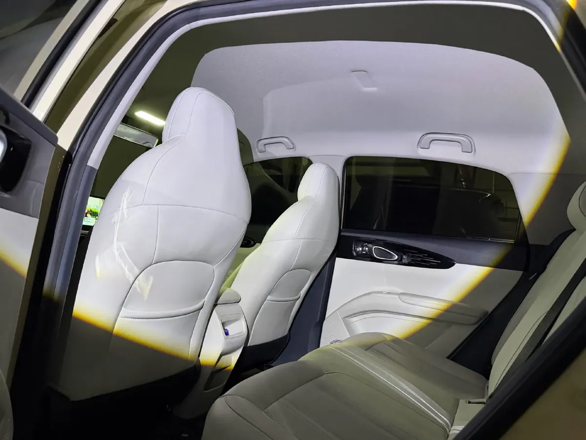 2025 WuLing BinGuo S BEV,autocango,china used car exporter,china ev exporter,chinese used car exporter,chinese used ev exporter