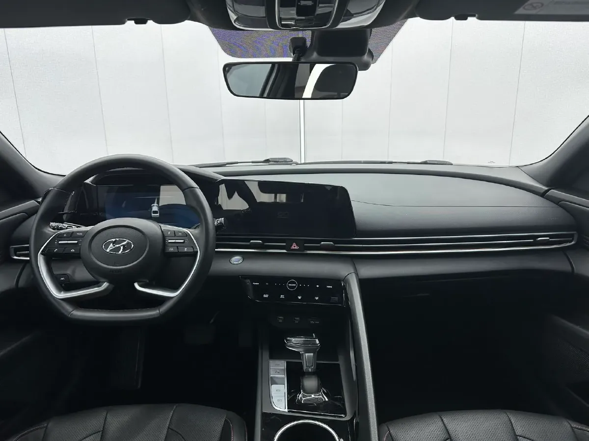 2022 Hyundai Elantra 1.5L 115HP L4 CVT,autocango,china used car exporter,china ev exporter,chinese used car exporter,chinese used ev exporter