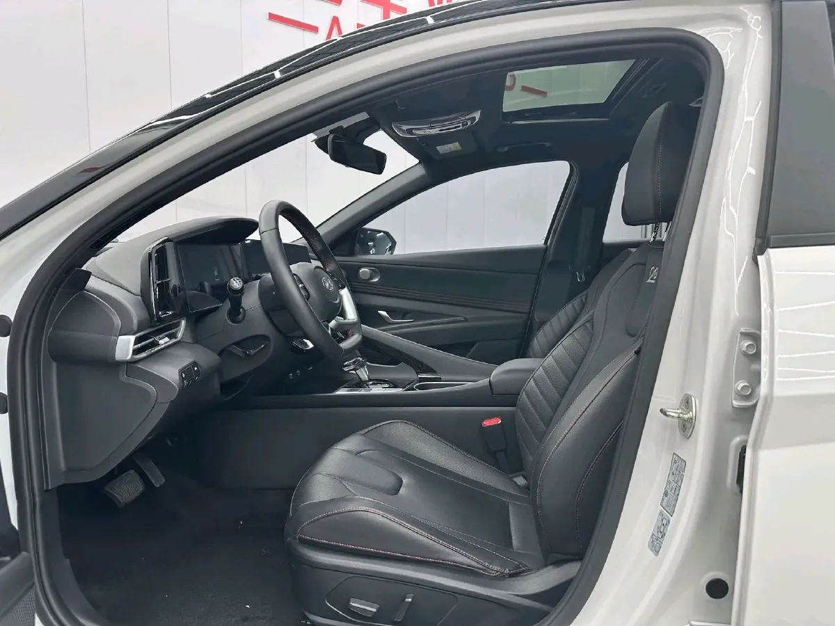 2022 Hyundai Elantra 1.5L 115HP L4 CVT,autocango,china used car exporter,china ev exporter,chinese used car exporter,chinese used ev exporter