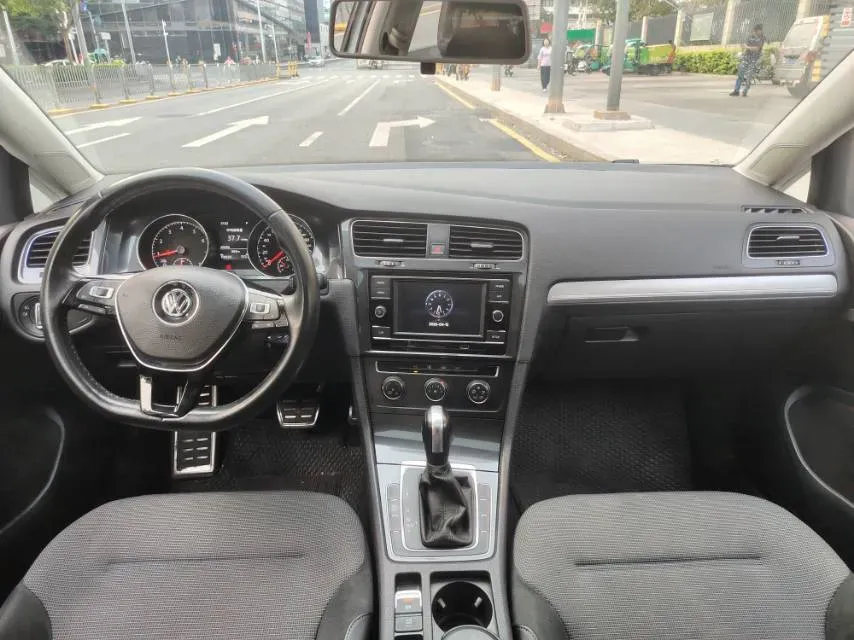2018 Volkswagen Golf 1.4T 131HP L4 7DCT,autocango,china used car exporter,china ev exporter,chinese used car exporter,chinese used ev exporter
