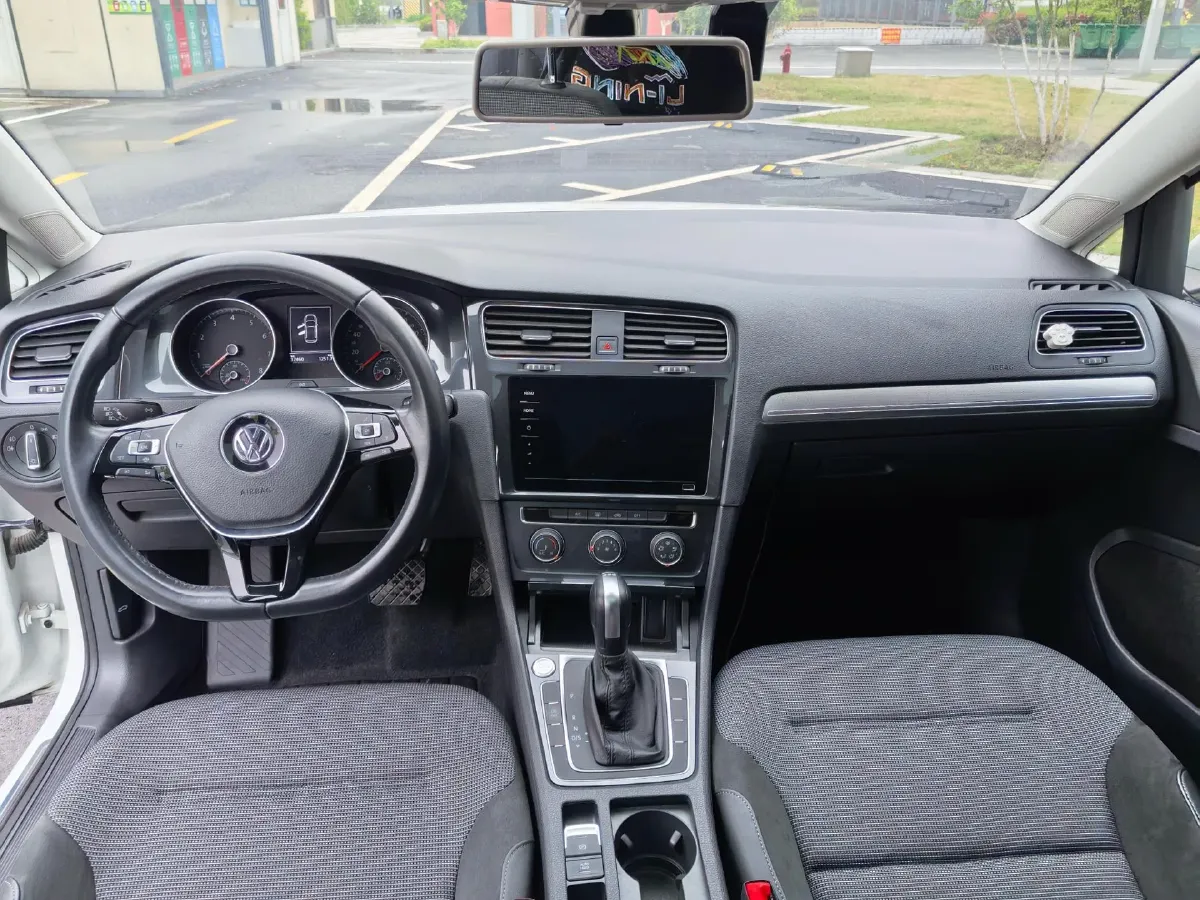 2020 Volkswagen Golf 1.4T 150HP L4 7DCT,autocango,china used car exporter,china ev exporter,chinese used car exporter,chinese used ev exporter