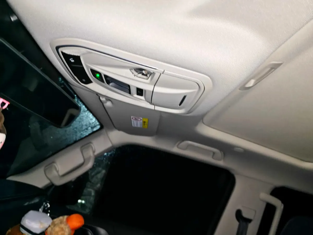 2023 Tank 300 2.0T 227HP L4 8AT,autocango,china used car exporter,china ev exporter,chinese used car exporter,chinese used ev exporter