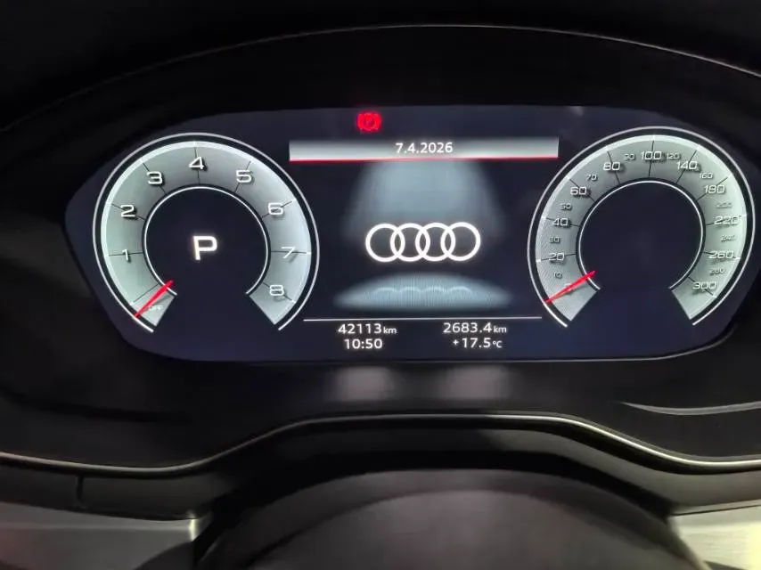 2020 Audi A4L 2.0T 190HP L4 7DCT,autocango,china used car exporter,china ev exporter,chinese used car exporter,chinese used ev exporter