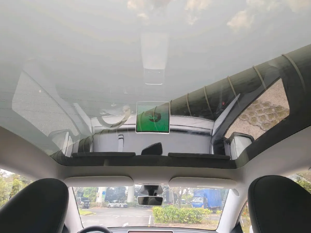 2024 Iveco OuSheng BEV 77.28KWH,autocango,china used car exporter,china ev exporter,chinese used car exporter,chinese used ev exporter