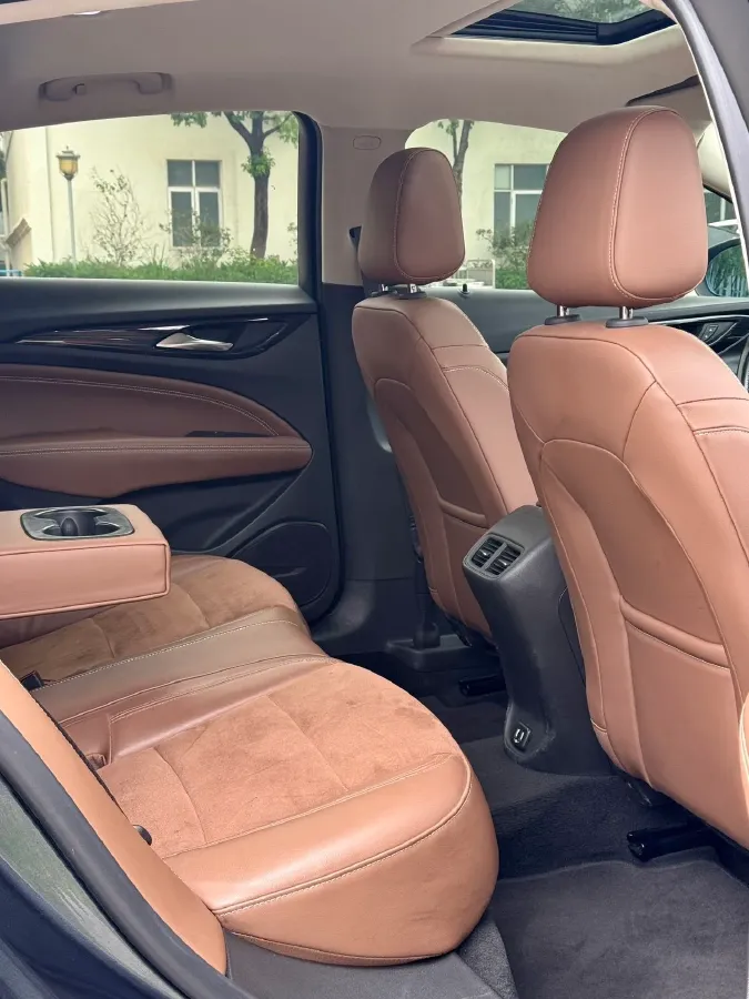 2019 Buick Regal 1.5T 170HP L4 9AT,autocango,china used car exporter,china ev exporter,chinese used car exporter,chinese used ev exporter