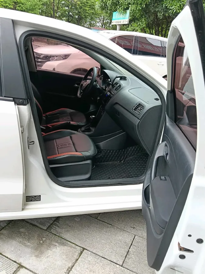 2018 ChangAn Eado 1.6L 128HP L4 6AT,autocango,china used car exporter,china ev exporter,chinese used car exporter,chinese used ev exporter