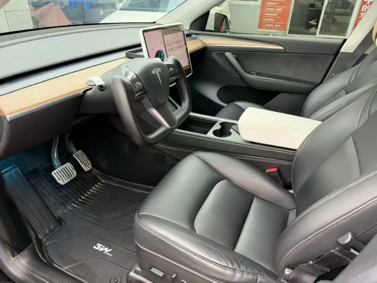 2021 MINI COUNTRYMAN 1.5T 136HP L3 8AT,autocango,china used car exporter,china ev exporter,chinese used car exporter,chinese used ev exporter