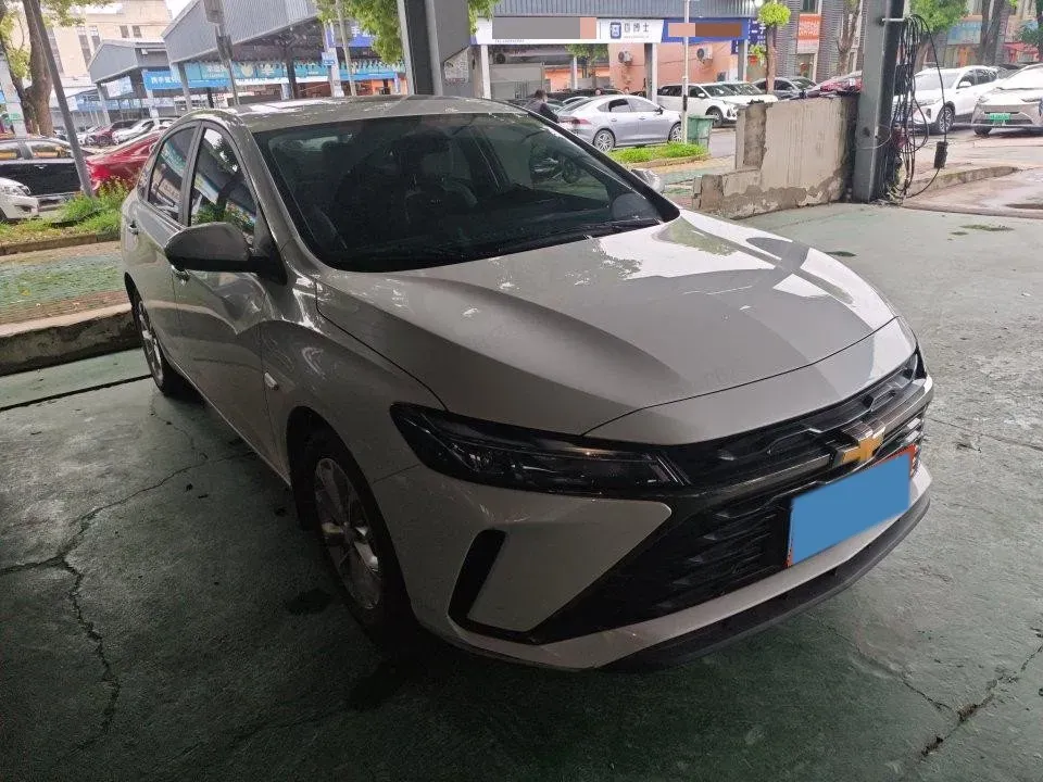 2023 Chevrolet Monza 1.5L 113HP L4 6DCT,autocango,china used car exporter,china ev exporter,chinese used car exporter,chinese used ev exporter
