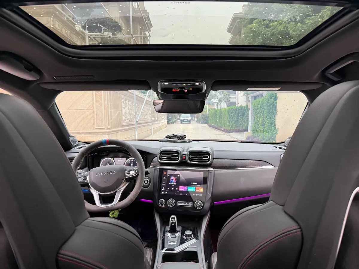 2019 LYNK&CO 01 2.0T 190HP L4 6AT,autocango,china used car exporter,china ev exporter,chinese used car exporter,chinese used ev exporter