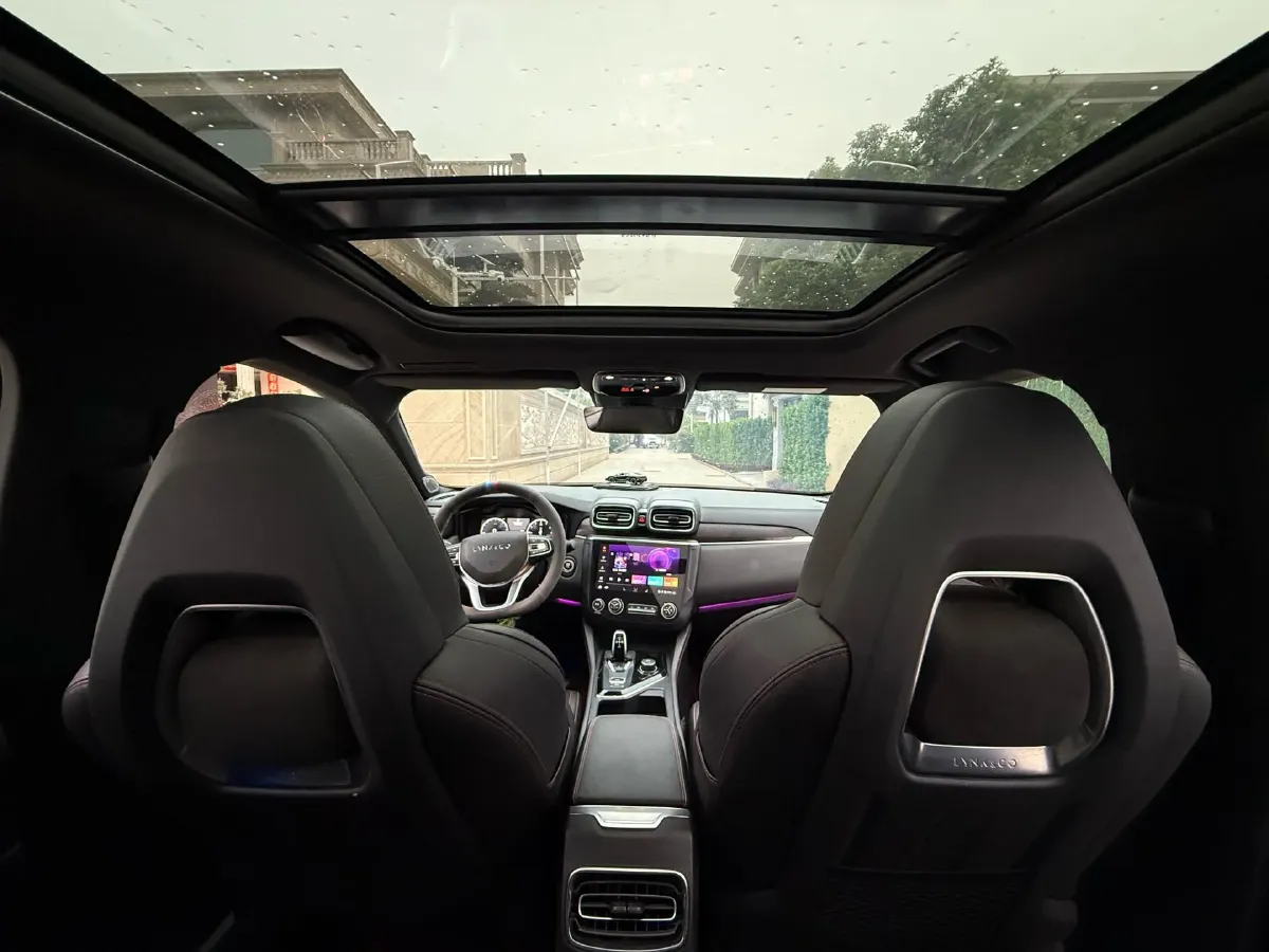 2019 LYNK&CO 01 2.0T 190HP L4 6AT,autocango,china used car exporter,china ev exporter,chinese used car exporter,chinese used ev exporter