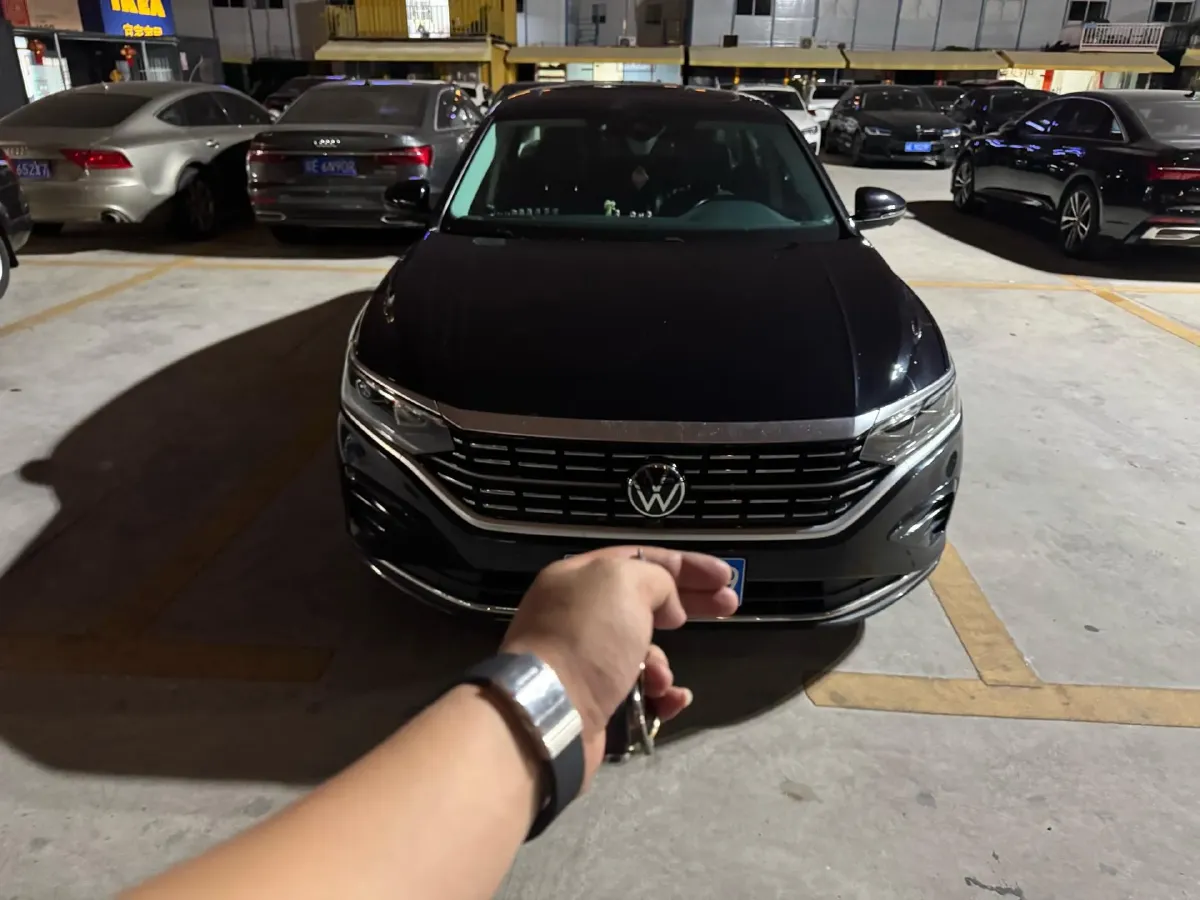 2022 Xpeng P7 BEV 60.2KWH,autocango,china used car exporter,china ev exporter,chinese used car exporter,chinese used ev exporter