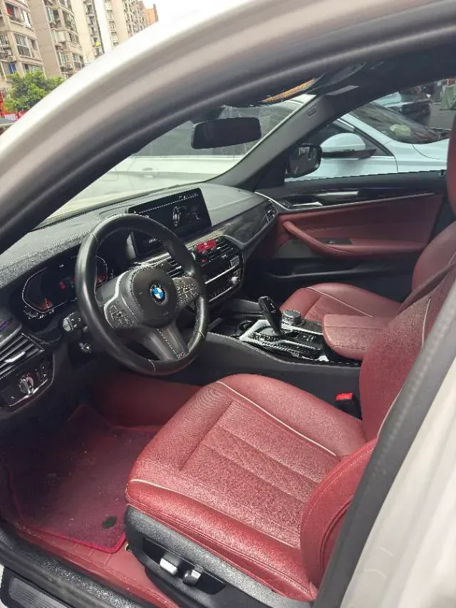 2022 BMW 5 Series 2.0T 184HP L4 8AT,autocango,china used car exporter,china ev exporter,chinese used car exporter,chinese used ev exporter