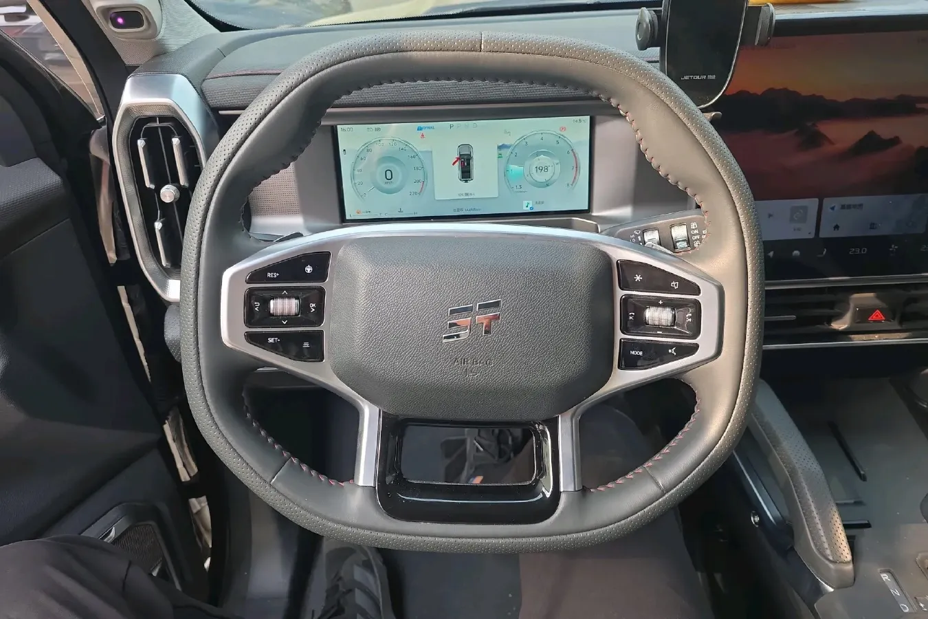 2023 Jetour Traveller 2.0T 254HP L4 7DCT,autocango,china used car exporter,china ev exporter,chinese used car exporter,chinese used ev exporter