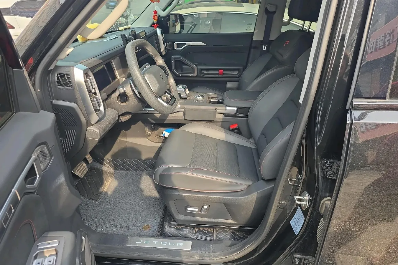 2023 Jetour Traveller 2.0T 254HP L4 7DCT,autocango,china used car exporter,china ev exporter,chinese used car exporter,chinese used ev exporter