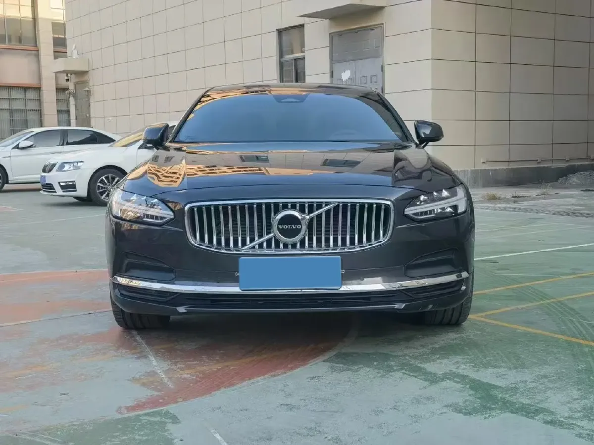2024 Volvo S90 2.0T 250HP L4 8AT,autocango,china used car exporter,china ev exporter,chinese used car exporter,chinese used ev exporter