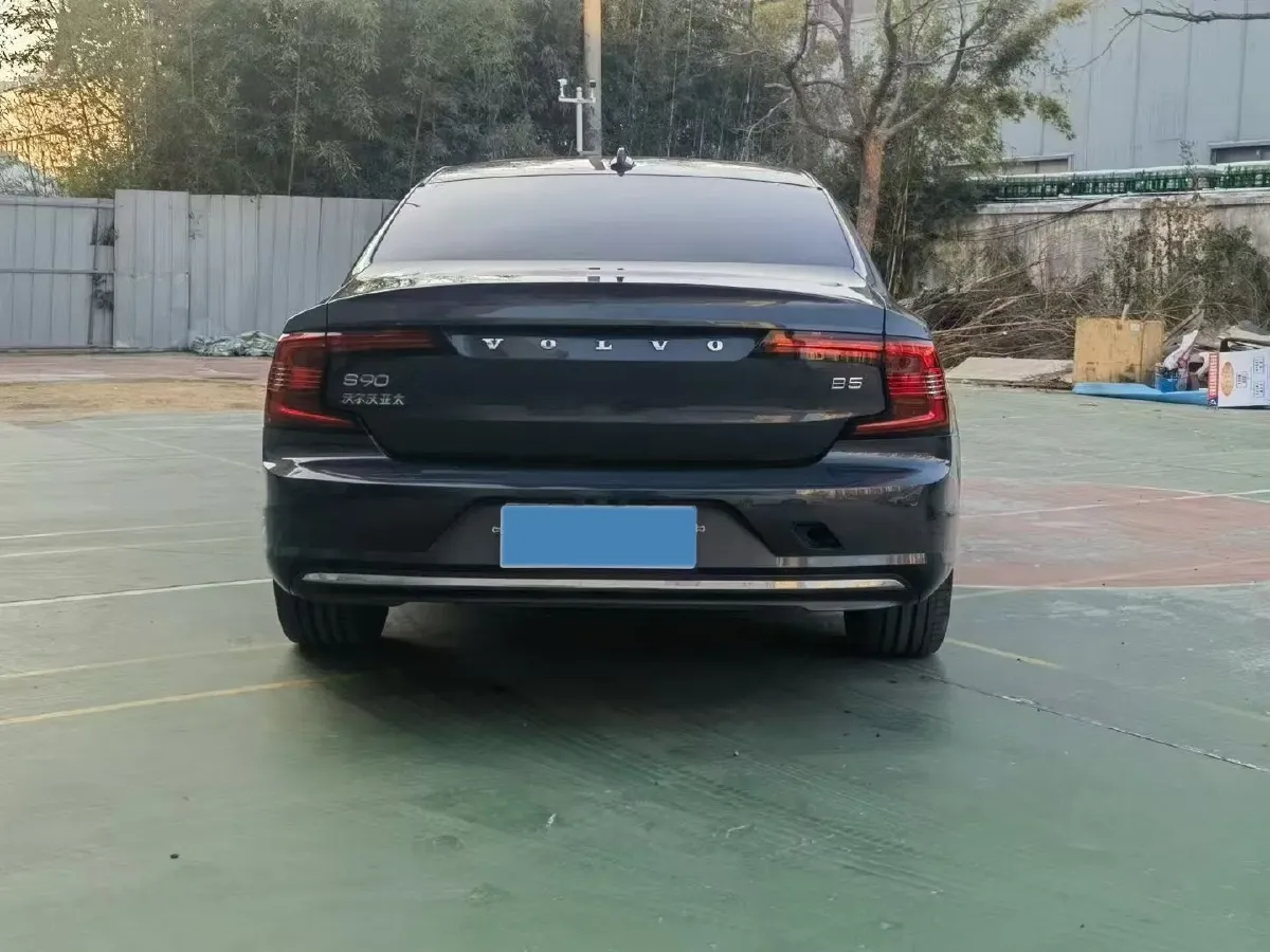 2024 Volvo S90 2.0T 250HP L4 8AT,autocango,china used car exporter,china ev exporter,chinese used car exporter,chinese used ev exporter