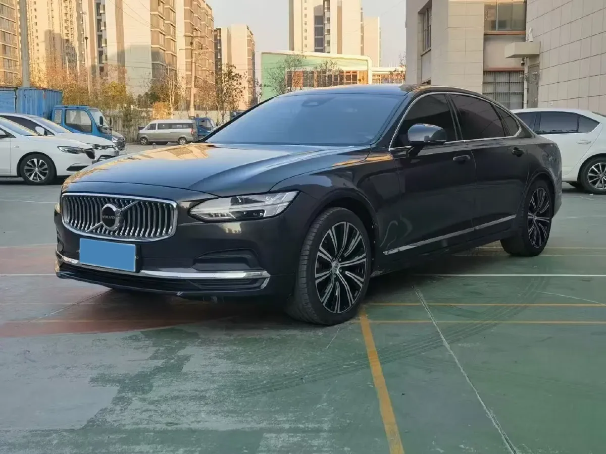 2024 Volvo S90 2.0T 250HP L4 8AT,autocango,china used car exporter,china ev exporter,chinese used car exporter,chinese used ev exporter