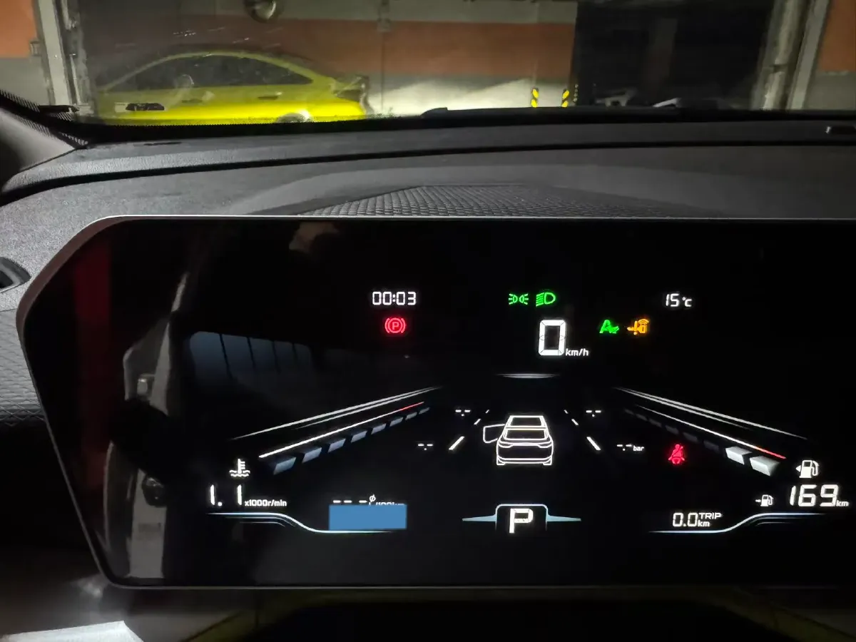 2023 Geely Coolray 1.5T 181HP L4 7DCT,autocango,china used car exporter,china ev exporter,chinese used car exporter,chinese used ev exporter