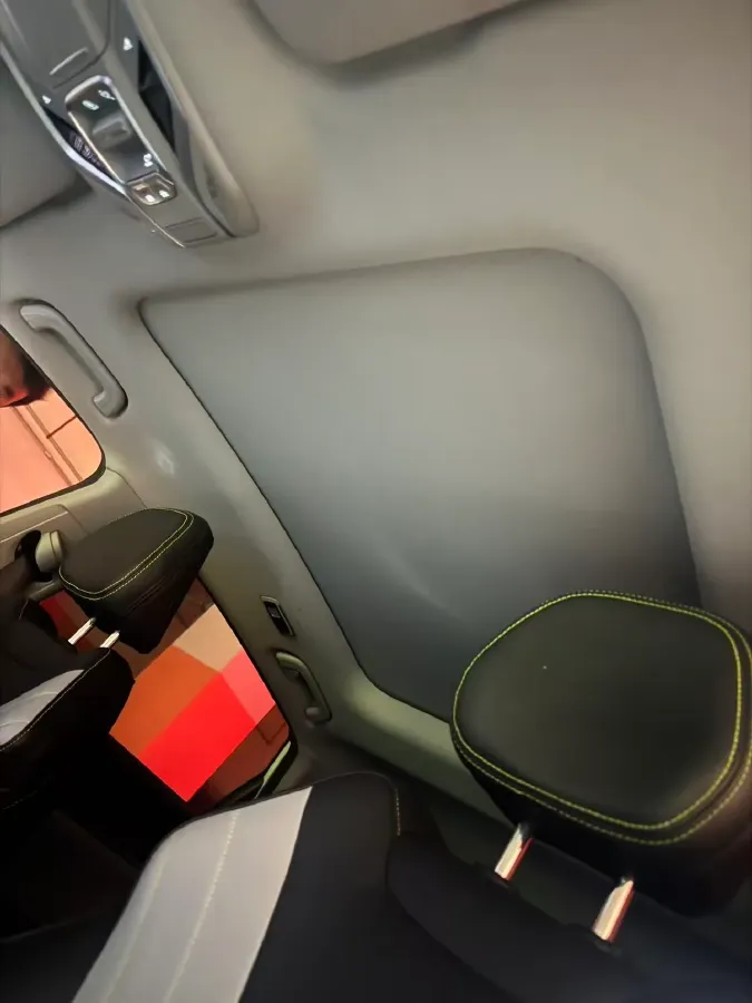 2023 Geely Coolray 1.5T 181HP L4 7DCT,autocango,china used car exporter,china ev exporter,chinese used car exporter,chinese used ev exporter