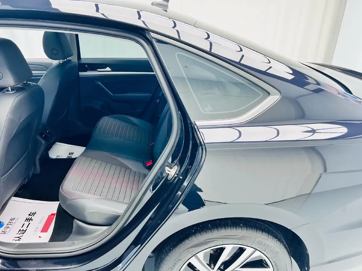 2023 Volkswagen Lavida 1.4T 150HP L4 7DCT,autocango,china used car exporter,china ev exporter,chinese used car exporter,chinese used ev exporter