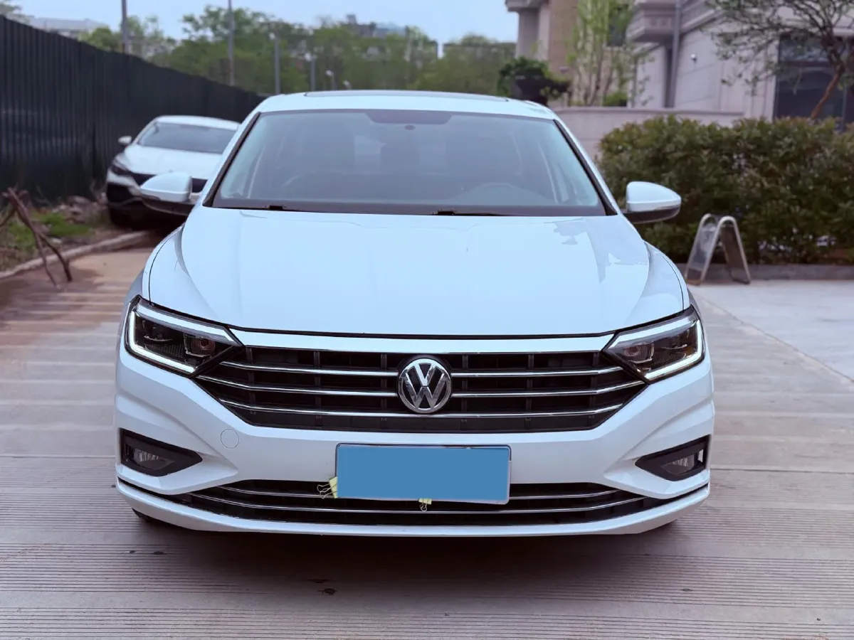 2020 Volkswagen Sagitar 1.2T 116HP L4 7DCT,autocango,china used car exporter,china ev exporter,chinese used car exporter,chinese used ev exporter