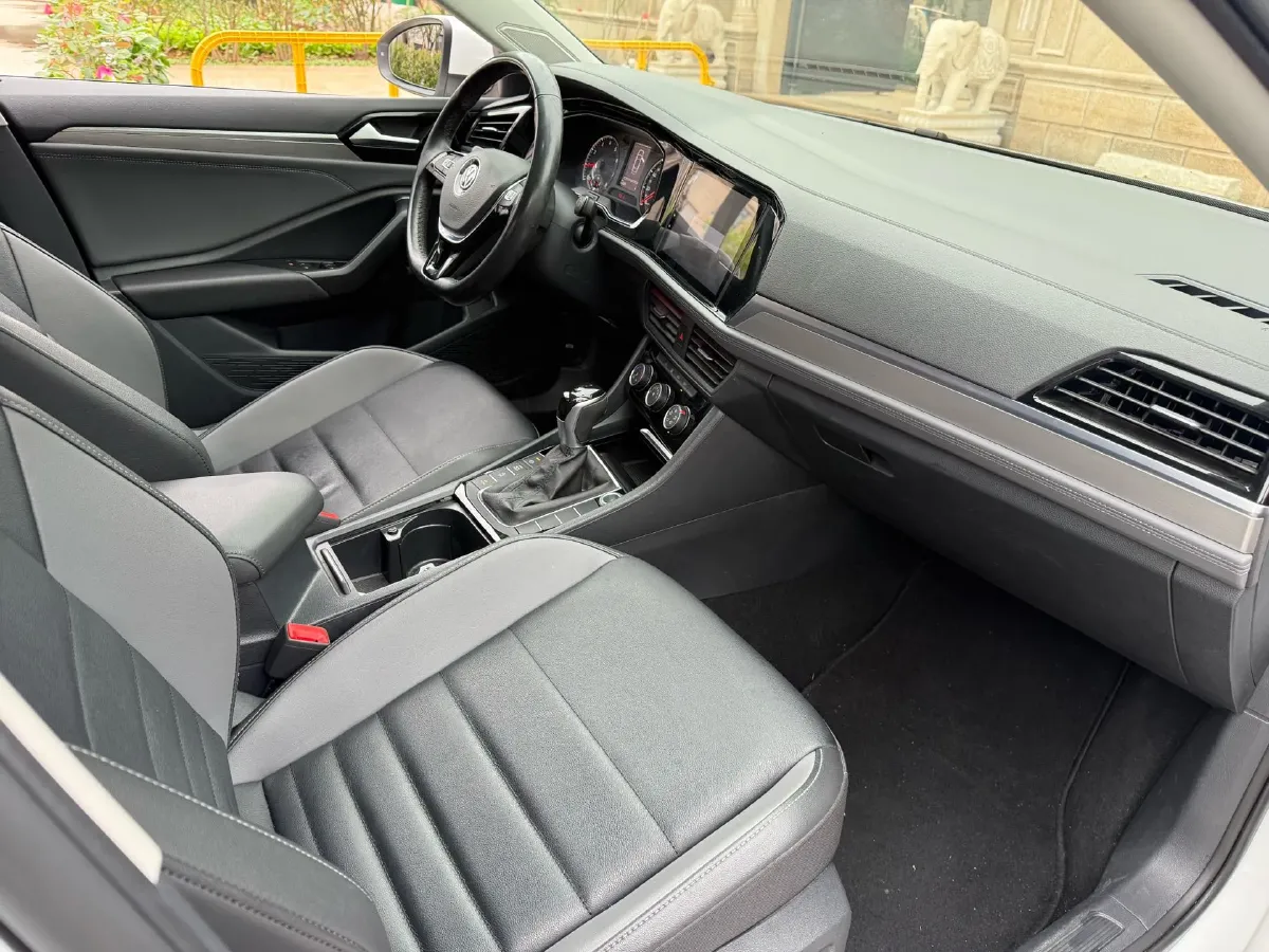 2020 Volkswagen Sagitar 1.2T 116HP L4 7DCT,autocango,china used car exporter,china ev exporter,chinese used car exporter,chinese used ev exporter