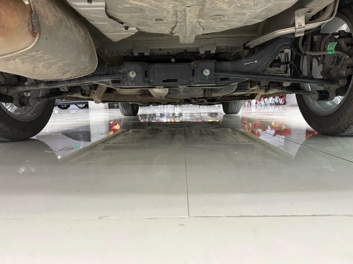 2024 Chevrolet Monza 1.5L 113HP L4 6DCT,autocango,china used car exporter,china ev exporter,chinese used car exporter,chinese used ev exporter